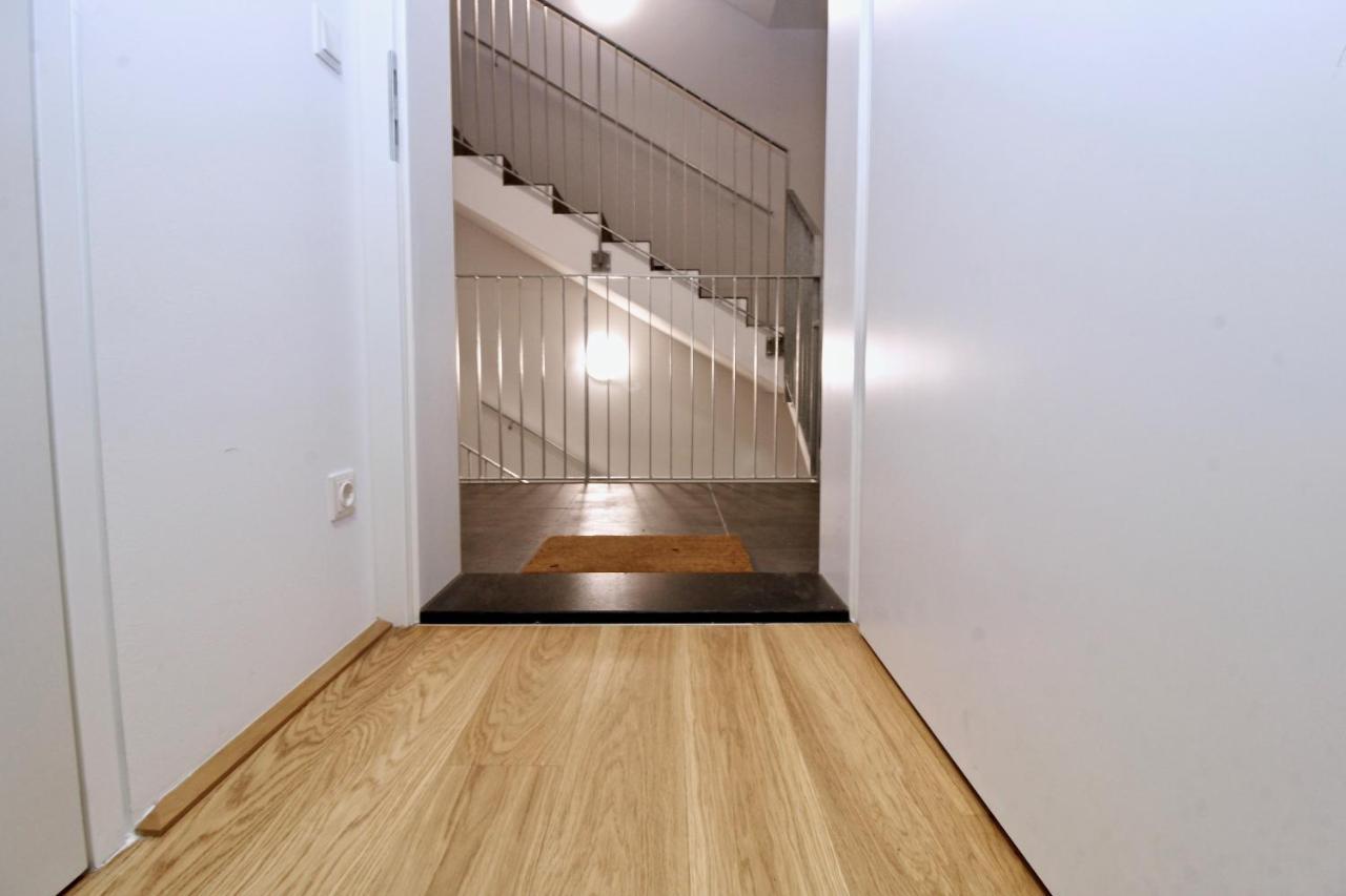 Balcony/Pool/Free Parking Garage Studio Wiedeń Zewnętrze zdjęcie