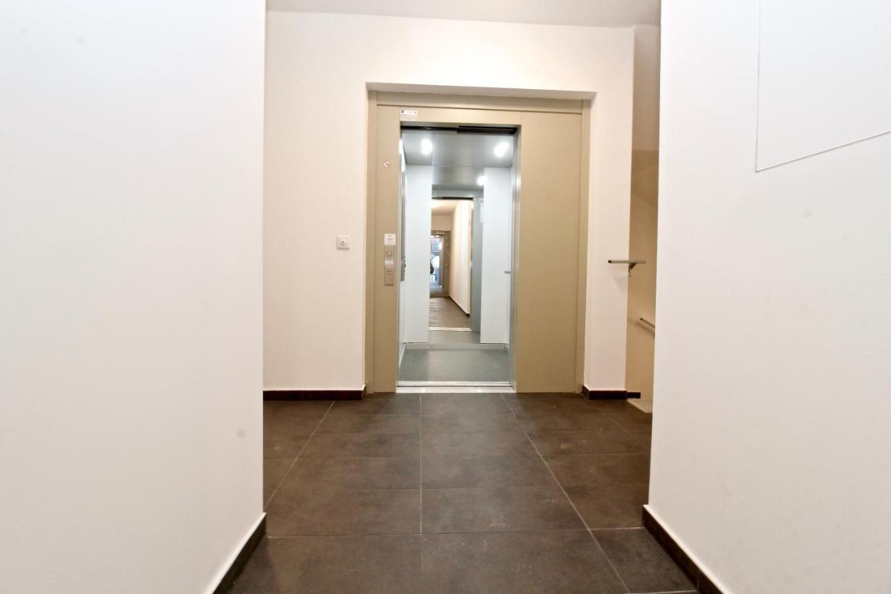 Balcony/Pool/Free Parking Garage Studio Wiedeń Zewnętrze zdjęcie