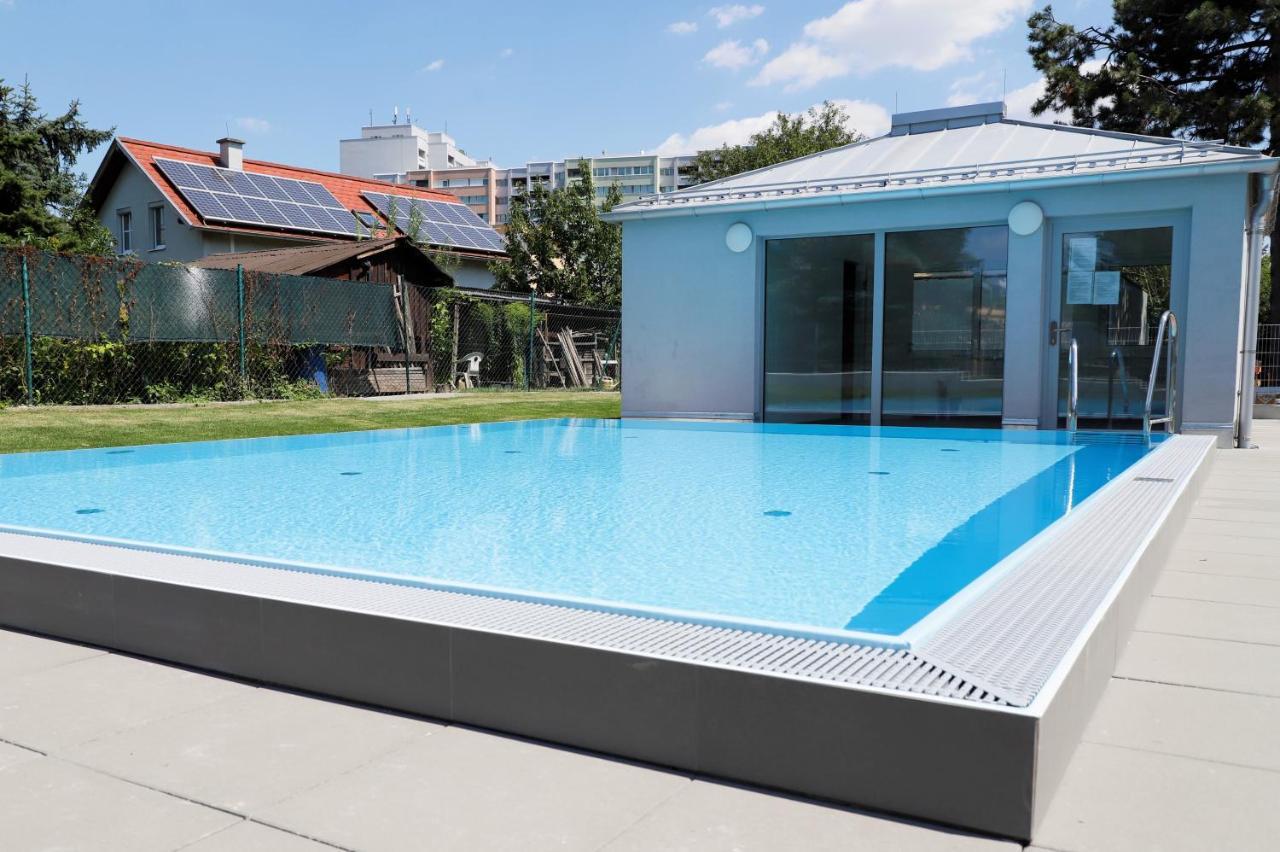 Balcony/Pool/Free Parking Garage Studio Wiedeń Zewnętrze zdjęcie